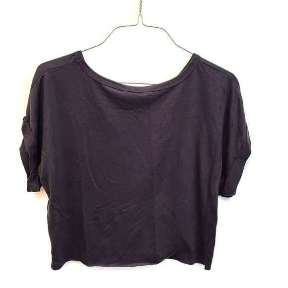 Lot of 3 Crop Top Tees - Picture 7 of 7